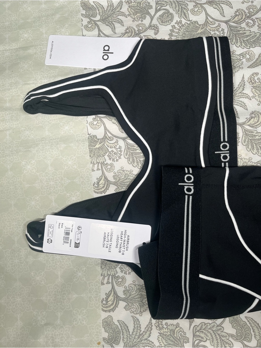 ALO Yoga Black Leggings with White Contrast Piping - Kids